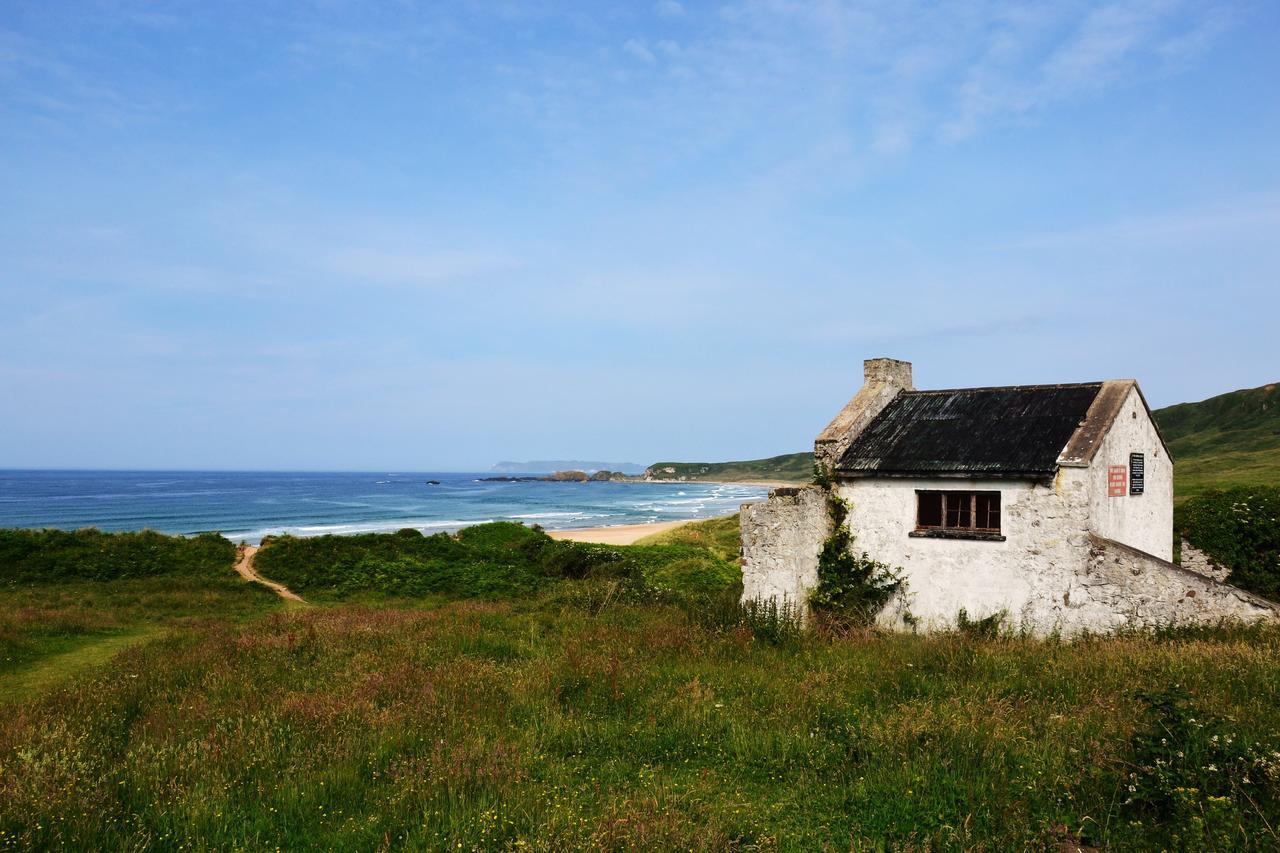 White Park Bay Youth Hostel Ballintoy Exteriör bild